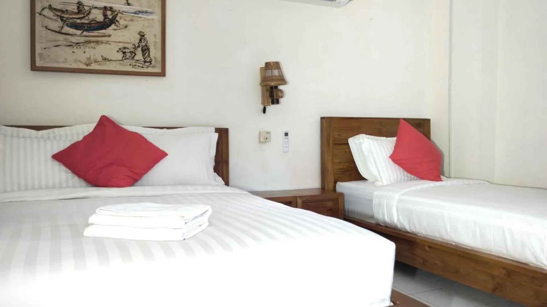 Indraprastha 2 Bungalow Ubud  Bed & Breakfast